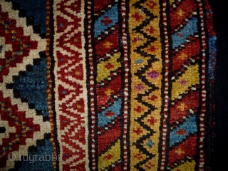 Luri Bagface
Size: 50x56cm (1.7x1.9ft)
Natural colors, wool on wool, made in circa 1920                     