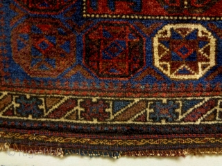 Baluch Bagfaces
Size: 72x68cm and 73x68cm
Natural colors, made in circa 1910                       