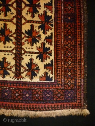 Belouch Balisth
Size: 54x85cm (1.8x2.8ft)
Natural colors, circa 80-90 yeras old                        