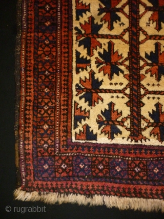Belouch Balisth
Size: 54x85cm (1.8x2.8ft)
Natural colors, circa 80-90 yeras old                        