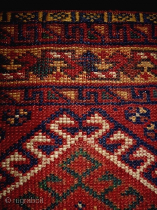 Qasqhay Bagface
Size: 66x55cm (2.2x1.8ft)
Natural colors, made in circa 1910/20                        