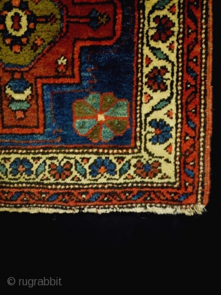 Heriz/Kurd Bagface
Size: 54x53cm (1.8x1.8ft)
Natural colors, circa 80-90 years old                        