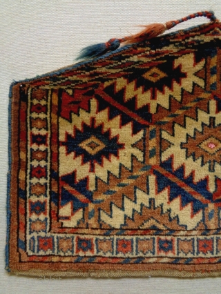 Asmalik
Size: 46x29cm (1.5x1.0ft)
Natural colors, there is silk, made in circa 1910                      