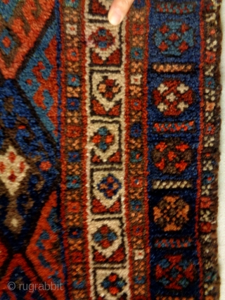 Jaf
Size: 108x94cm (3.6x3.1ft)
Natural colors (except one of the red color is not natural (see picture 9), made in circa 1910/20             