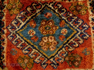 Qasqhay Bag Complete
Size: 39x35cm
Made in circa 1910                          