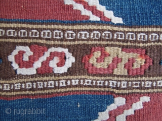 Monastir Kilim
Size: 73x103cm (2.4x3.4ft)
Natural colors                            