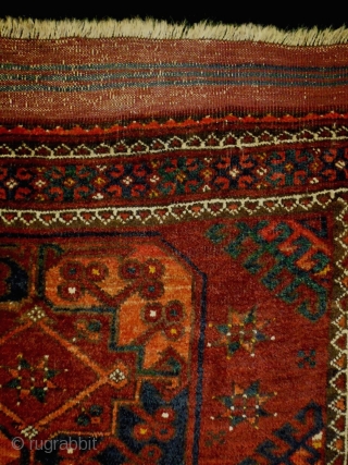 Ersari
Size: 112x142cm (3.7x4.7ft)
Natural colors, made in circa 1910/20                         