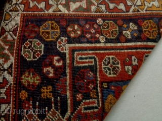 19th century Kamseh/Qasqhay Bagface
Size: 66x60cm (2.2x2.0ft)
Natural colors                          