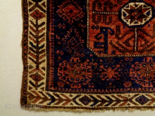 19th Century Baluch Bagface
Size: 84x71cm
Natural colors                           