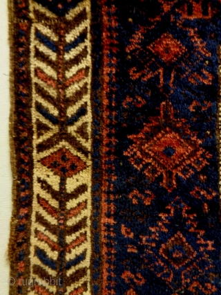 19th Century Baluch Bagface
Size: 84x71cm
Natural colors                           