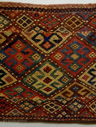 19th Century Tribal Jaf Soumakh
Size: 99x52cm
Natural colors, there are some old repairs (see picture 5).                  