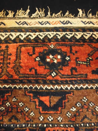 Belouch
Size: 90x175cm (3.0x5.8ft)
Natural colors, mint condition, circa 90 years old, thre are silk (see pic. 7.8 and 9)               