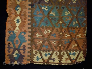 1850/70 Anatolian Kelim Fragment
Size: 86x177cm (2.9x6.9ft)
Natural colors                          