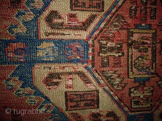 Shasafan Soumakh mafrash
Size: 100x49cm (3.3x1.6ft)
Natural colors, made in circa 1910/20                       