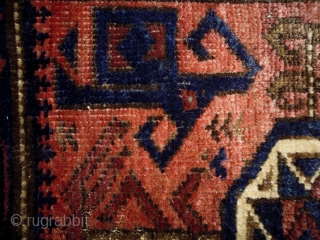 Belouch Bagface
Size: 78x65cm (2.6x2.2ft)
Natural colors, made in circa 1910                        