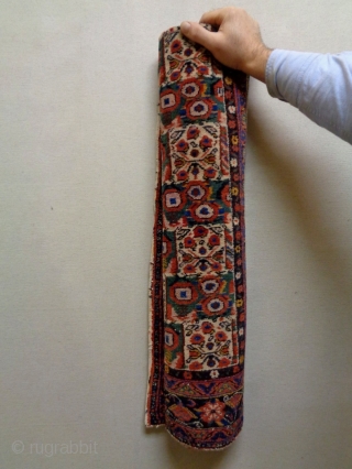 Fine Afshar
Size: 121x142cm (4.0x4.7ft)
Natural colors, made in circa 1910                        