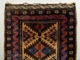 Baluch
Size: 45x93cm (1.5x3.1ft)
Natural colors, made in circa 1910                         