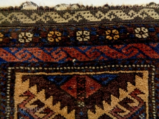 Baluch
Size: 45x93cm (1.5x3.1ft)
Natural colors, made in circa 1910                         