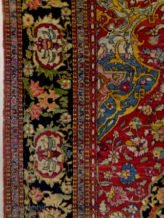 19th Century Very Fine Isfahan
Size: 140x210cm (4.7x7.0ft)
Natural colors                         