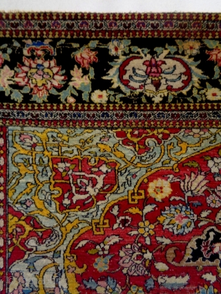 19th Century Very Fine Isfahan
Size: 140x210cm (4.7x7.0ft)
Natural colors                         