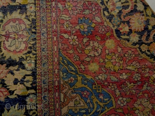 19th Century Very Fine Isfahan
Size: 140x210cm (4.7x7.0ft)
Natural colors                         