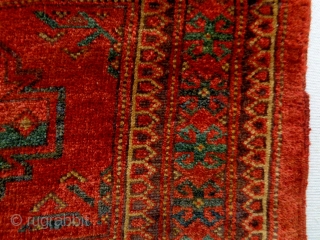 Kizilayak/Ersari Penjerelik
Size: 128x48cm
made in period 1910                           