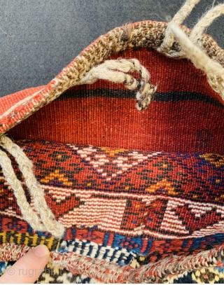 Qashqai bag circa 1880 all natural colors and perfect condation size35x41cm                      
