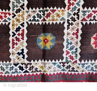 excellent quality and very fine Qashqai kilim circa 1880 in very good condition all good natural colors the white color all in cotton,size 290x155cm         