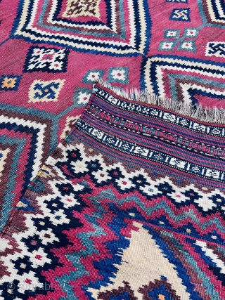  beautiful Luri Qashqai kilim circa 1880 in very good condition size260x160cm
                     