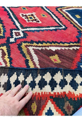 Beautiful Rare size Lori Qashqai Kilim circa 1880
all good natoral colors and very good condation size 155×120cm
                