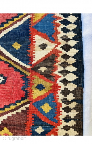 Beautiful Rare size Lori Qashqai Kilim circa 1880
all good natoral colors and very good condation size 155×120cm
                