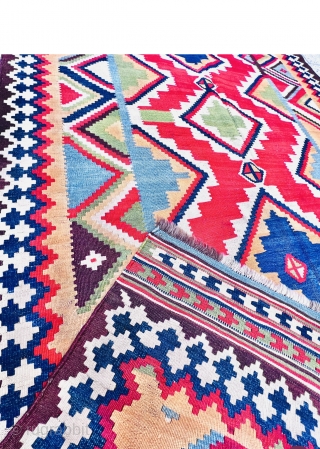excellent #Qashqai kilim…amazing quality and all natural dyes circa 1880 in perfect condition> size245x140cm.wool on wool                 