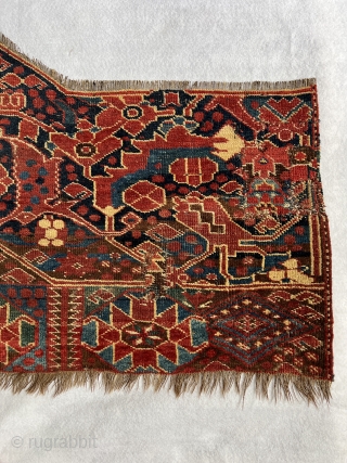 Early 19th century Turkmen Ersari
Beshir fragment size120×60cm                          