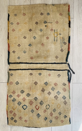 Qashqai khorjin 1880 circa all natural color and good condition size 84x43cm                     