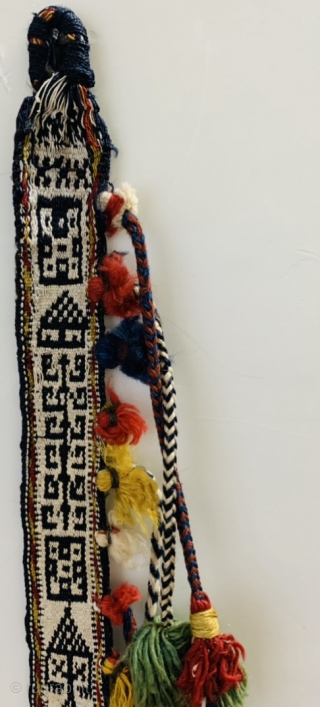 excellent quality and  Beautiful of the 1880 circa Qashqai horse neck-band  To decorate for special  Ceremony  in very good condition,size85x5cm         