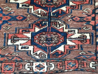 Large antique Turkmen "Eagle Gul Group ii" torba or wedding trapping. Asymmetric knot open right, with cotton in weft. Great wool quality and all natural dyes. Very good condition with only partially  ...