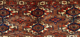 Large antique Turkmen, probably "Eagle Gul Group ii" torba or wedding trapping, with cotton in weft. Great wool quality and all natural dyes. Very good condition with only partially missing side cords  ...