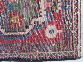 Bakhtiari poshti from Paradonbeh Village in fine condition.Size:56x54 cm                        