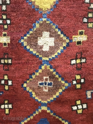 Antique lori gabbeh based on wool foundation,Size:176x136 cm                         