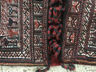 Bakhtiari khorjin in fine condition,Size:101x57 cm                           