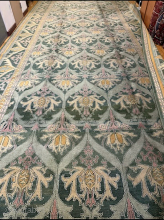 A pair of William Morris design carpets, 30 years old, 25'x10' each, good condition.
Contact h.manoyan@att.net                  