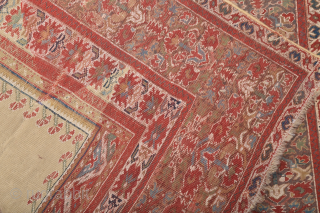 West Anatolian Ghiordes Prayer Rug circa 1750 size 120x156 cm                       