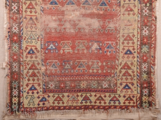 Early 19th Century Central Anatolian Rug size 124x170 cm                        