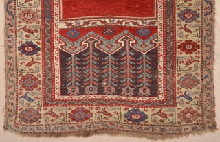 Late 18th Century Central Anatolian Ladik Prayer Rug size 112x180 cm                      