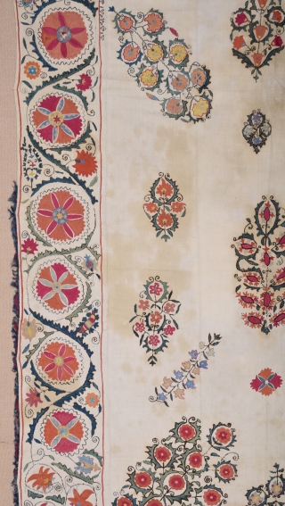 Antique Suzani size 160x226 cm                            