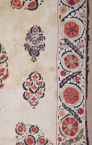 Antique Suzani size 160x226 cm                            