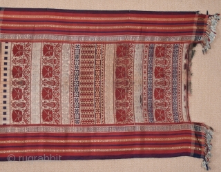 Tunisian Silk Veil circa 1850 size 64x235 cm ,, Christopher Spring & Julie Hudson, North African Textiles, Ed. British Museum Press, London, 1995          