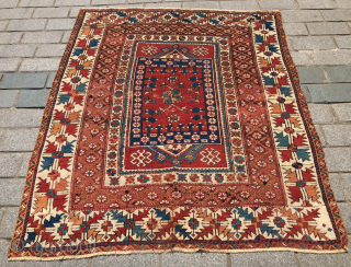 West Anatolian Bergama Rug circa 1800 size 160x185 cm                        