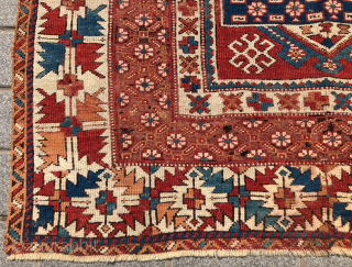 West Anatolian Bergama Rug circa 1800 size 160x185 cm                        