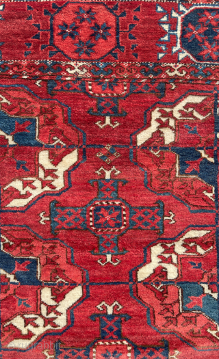 Early 19th Century Turkmen Tekke Main Carpet size 197x260 cm Mostly full pile and few small old repair               